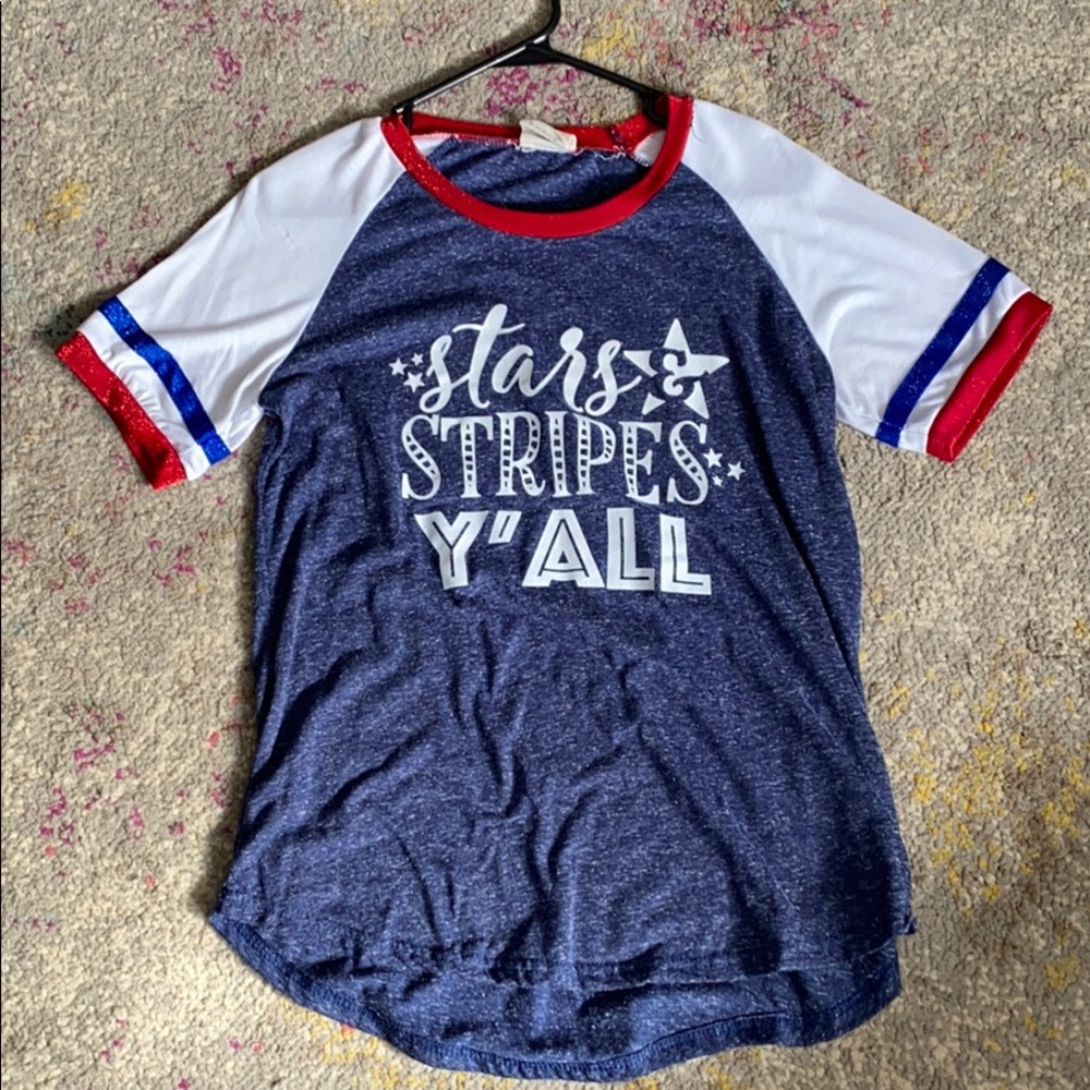 Tee shirt